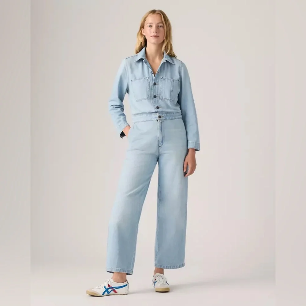 Levi’s 
ICONIC JUMPSUIT - Picture 3 of 7